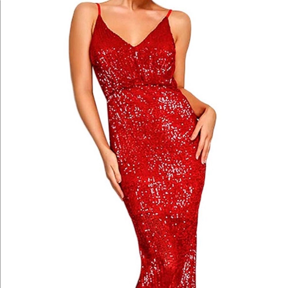 Long Beautiful Red Glittery Dress!
